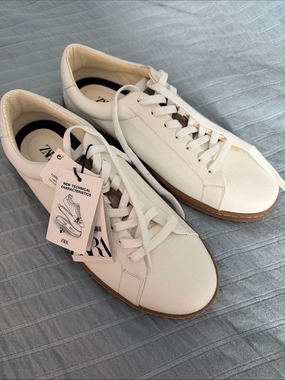 Zara White Low-Top Sneakers with Tan Sole